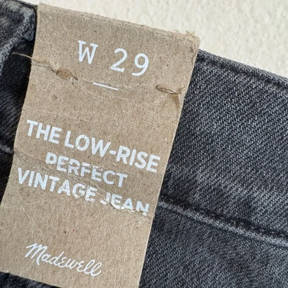 Madewell The Low-Rise Perfect Vintage Jean - Picture 13 of 15